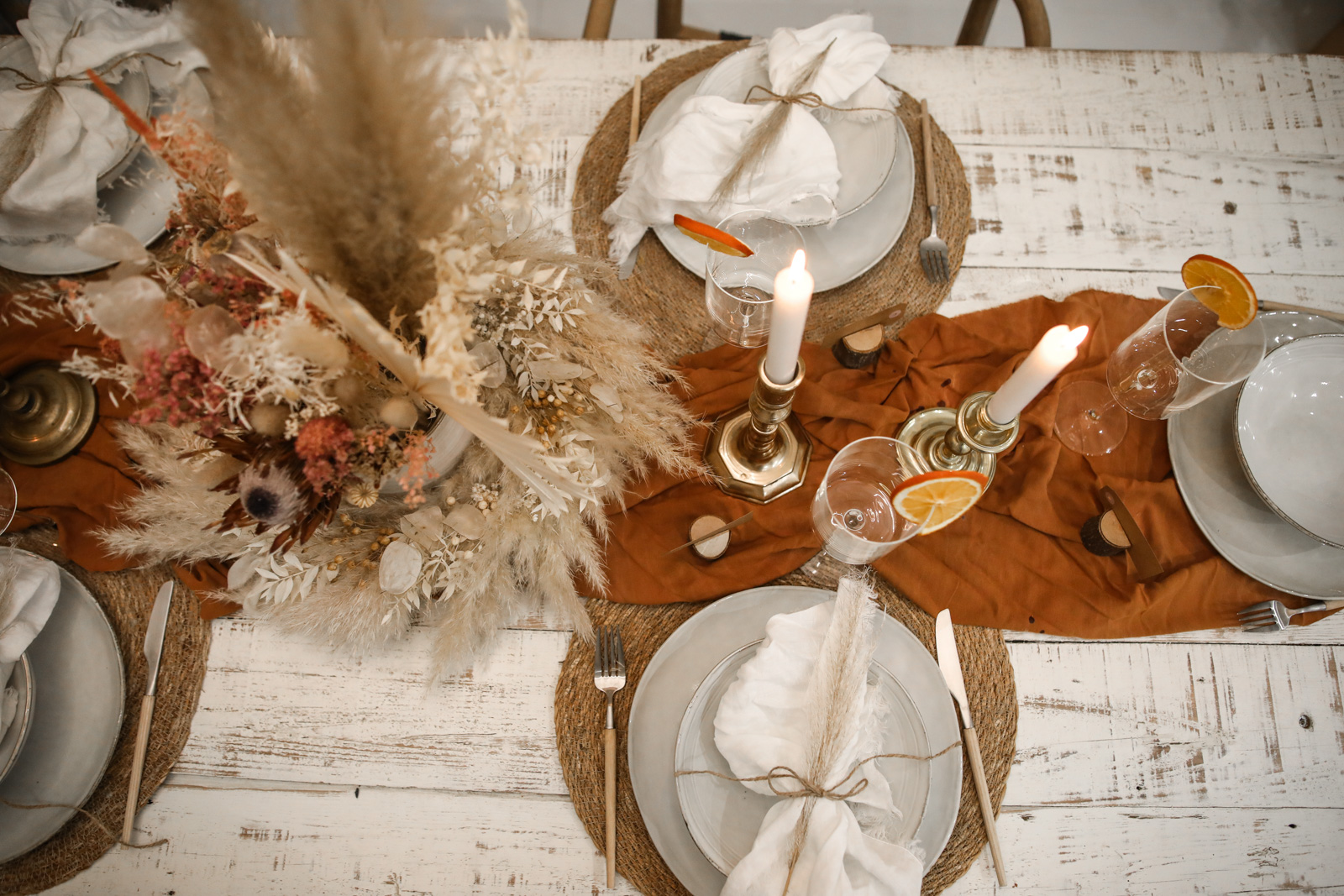 Décoration de table : Noël en doré et nature - La pâte d'Amanda