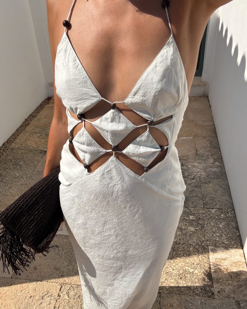 Robes été bijoux perles